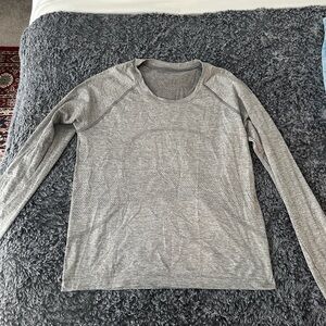 Lululemon swiftly tech